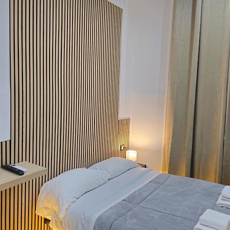 B&B Napoli Centrale Room&Jacuzzi Exterior foto